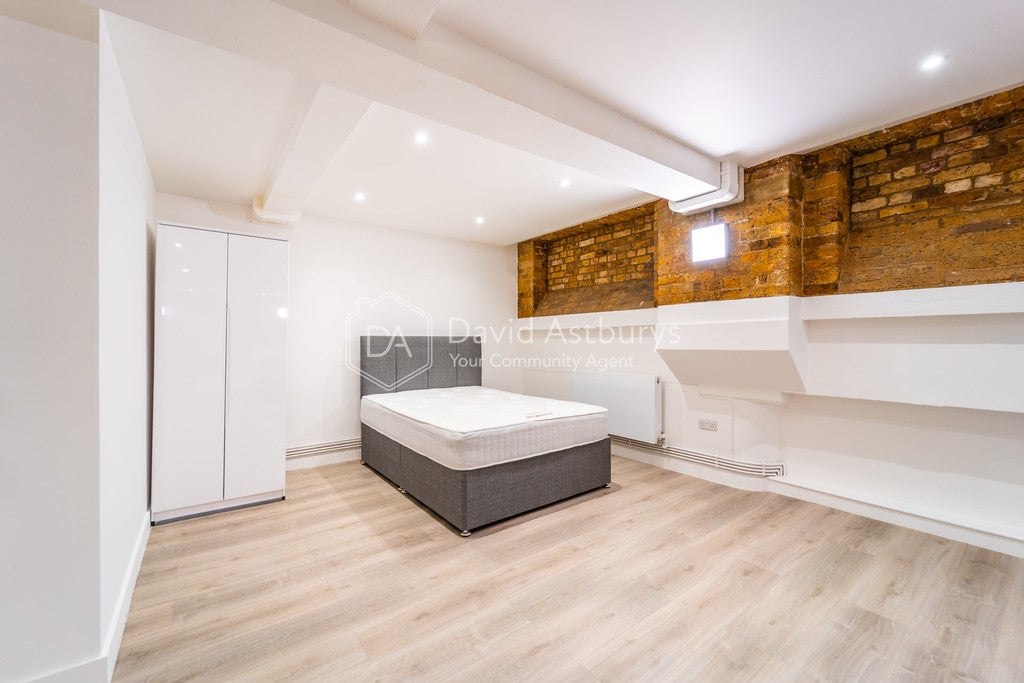 Flat Dalston Lane in Greater London