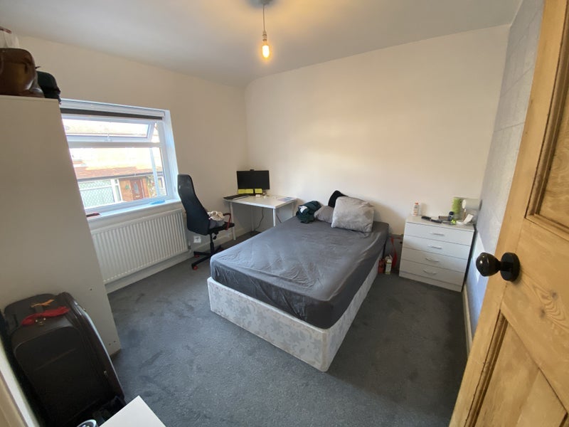 Room Skelton Mount in Leeds