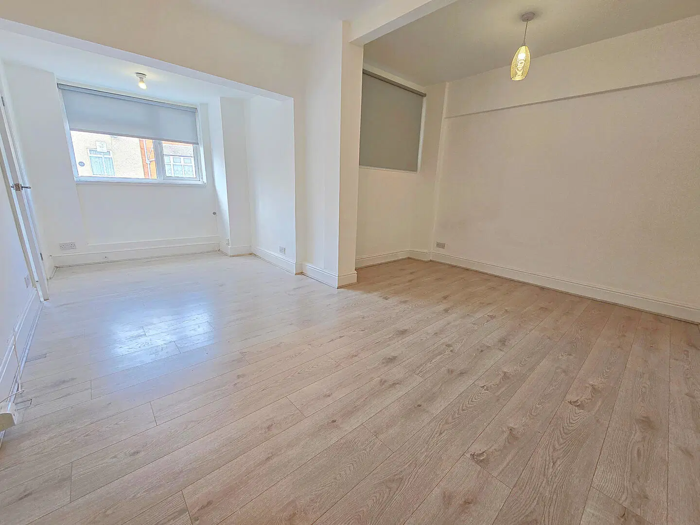 Flat Holbrook Avenue in Rugby