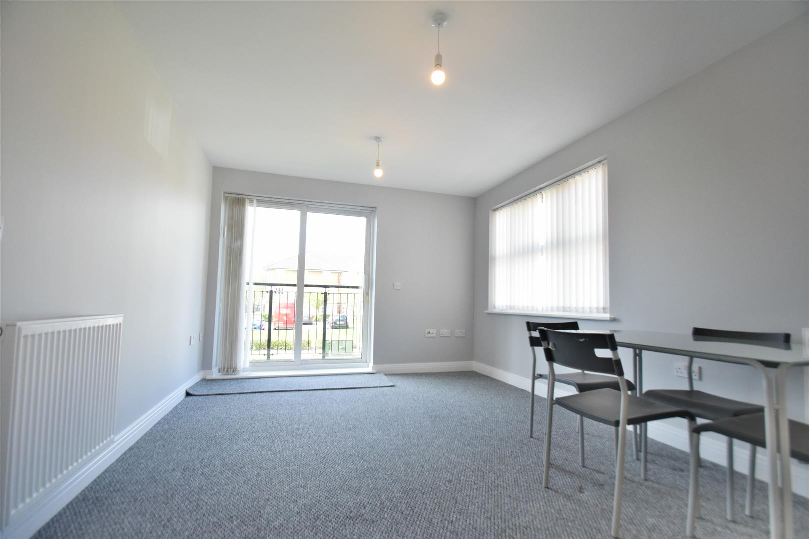 Flat Hardy Mews in Greater London