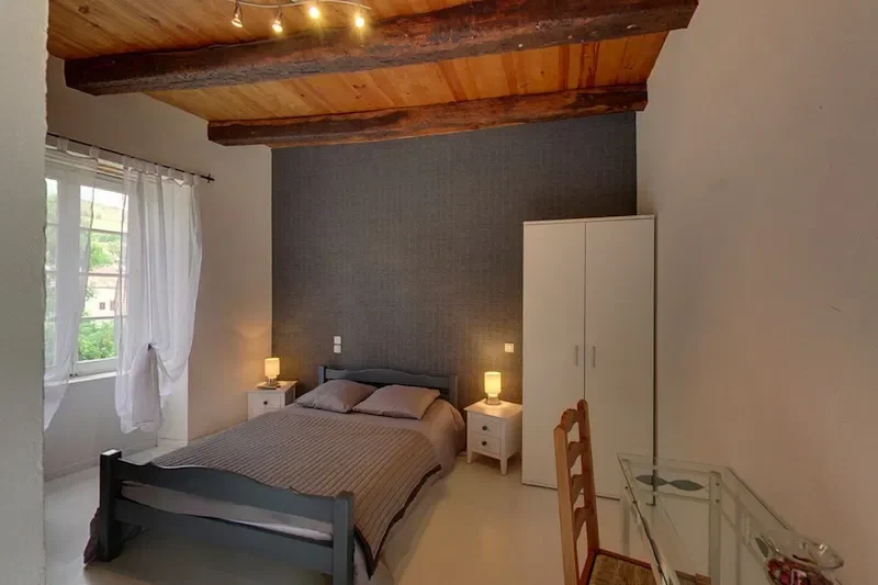 Chambre Rue Joseph Mazel à Saint-Jean-d'Alcapiès