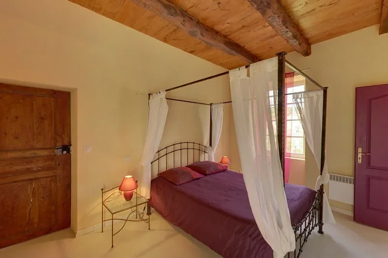 Chambre Rue Joseph Mazel à Saint-Jean-d'Alcapiès