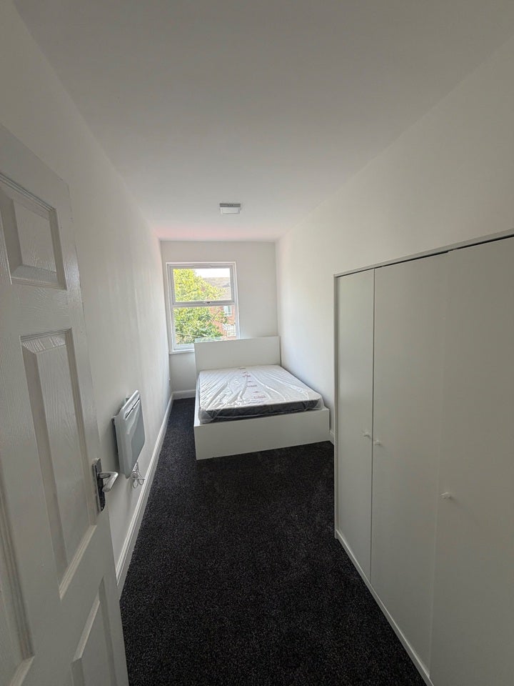 Flat Wood Lane in Greater London