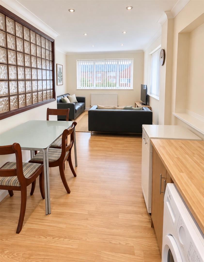 Flat Tynemouth Close in Newcastle upon Tyne