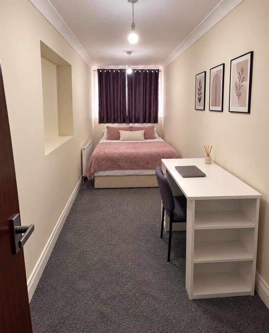 Flat Tynemouth Close in Newcastle upon Tyne