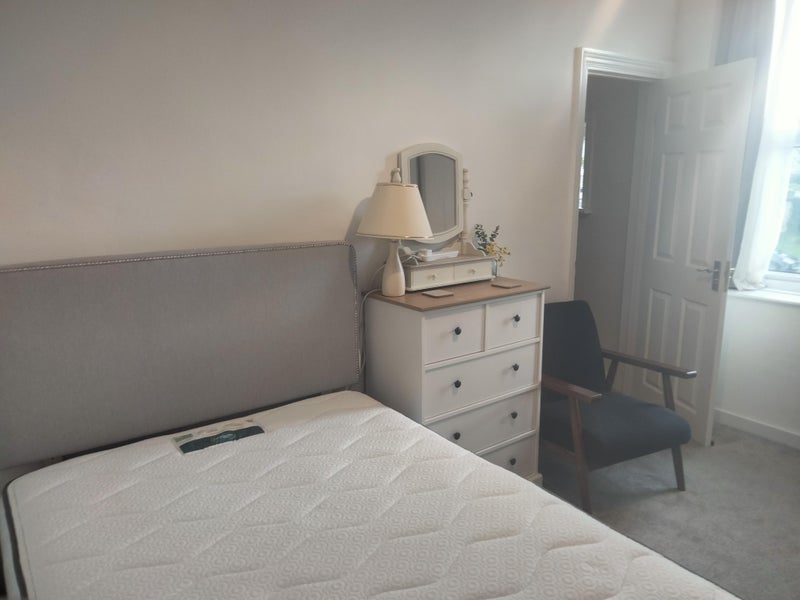 Room Belmont Crescent in Bradford