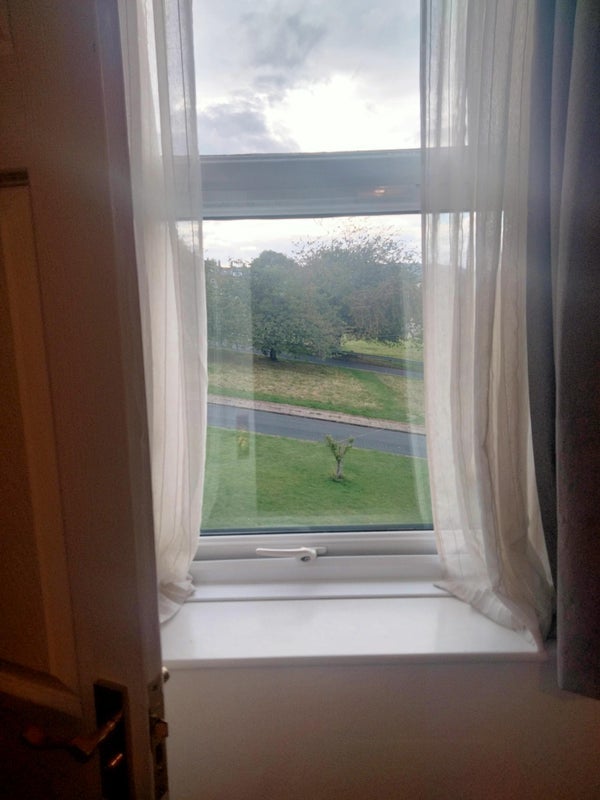 Room Belmont Crescent in Bradford