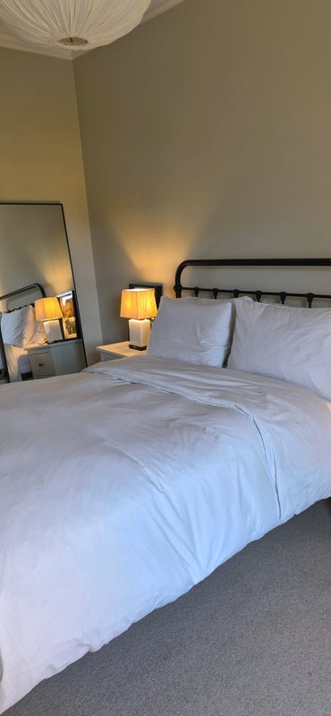 Room Rippingham Road in Manchester