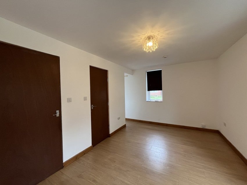 Flat Clifton Road in Southampton
