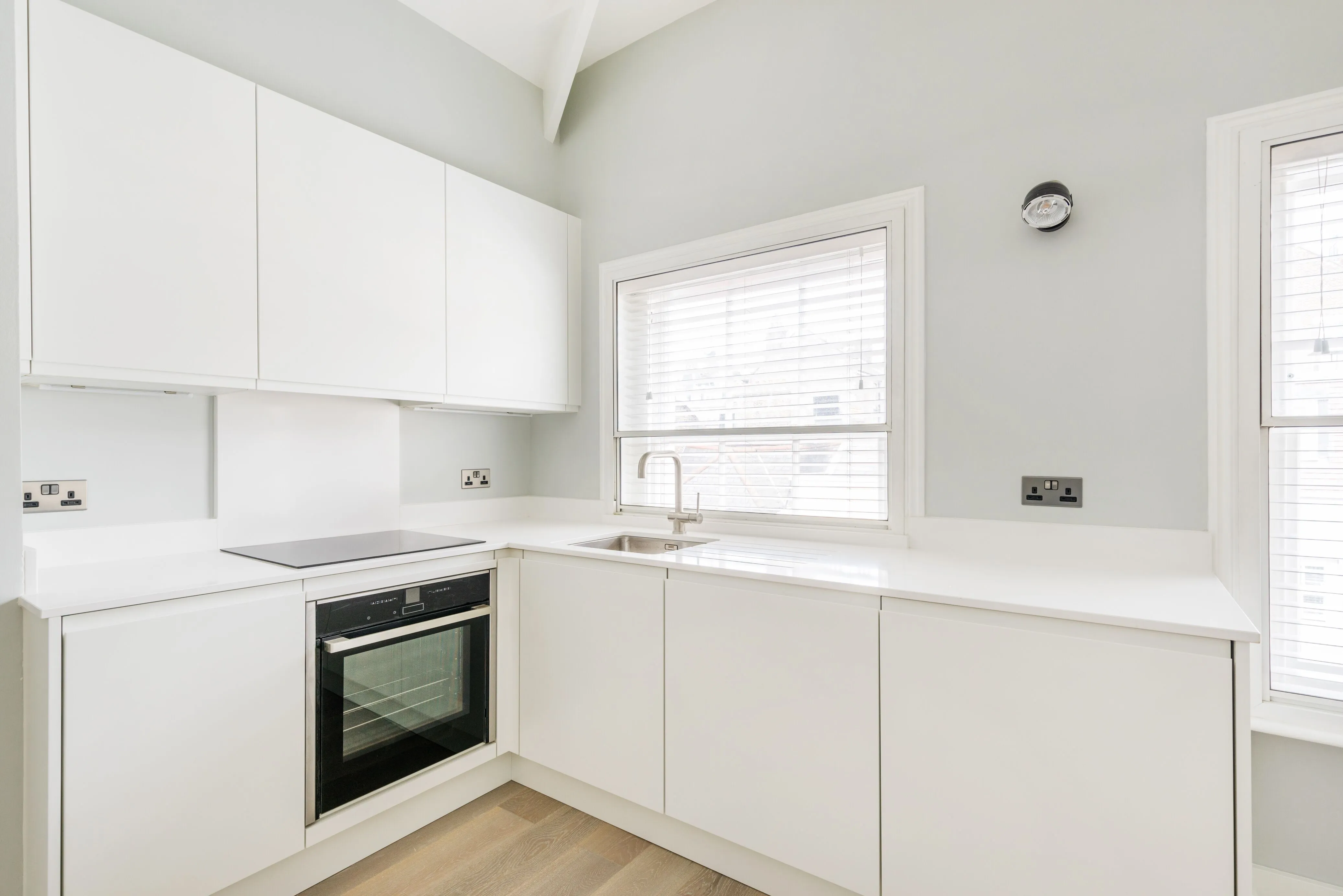 Flat Gerrard Street in City of Westminster