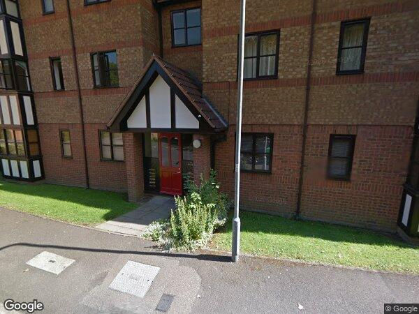 Flat Osprey Close in Hertsmere
