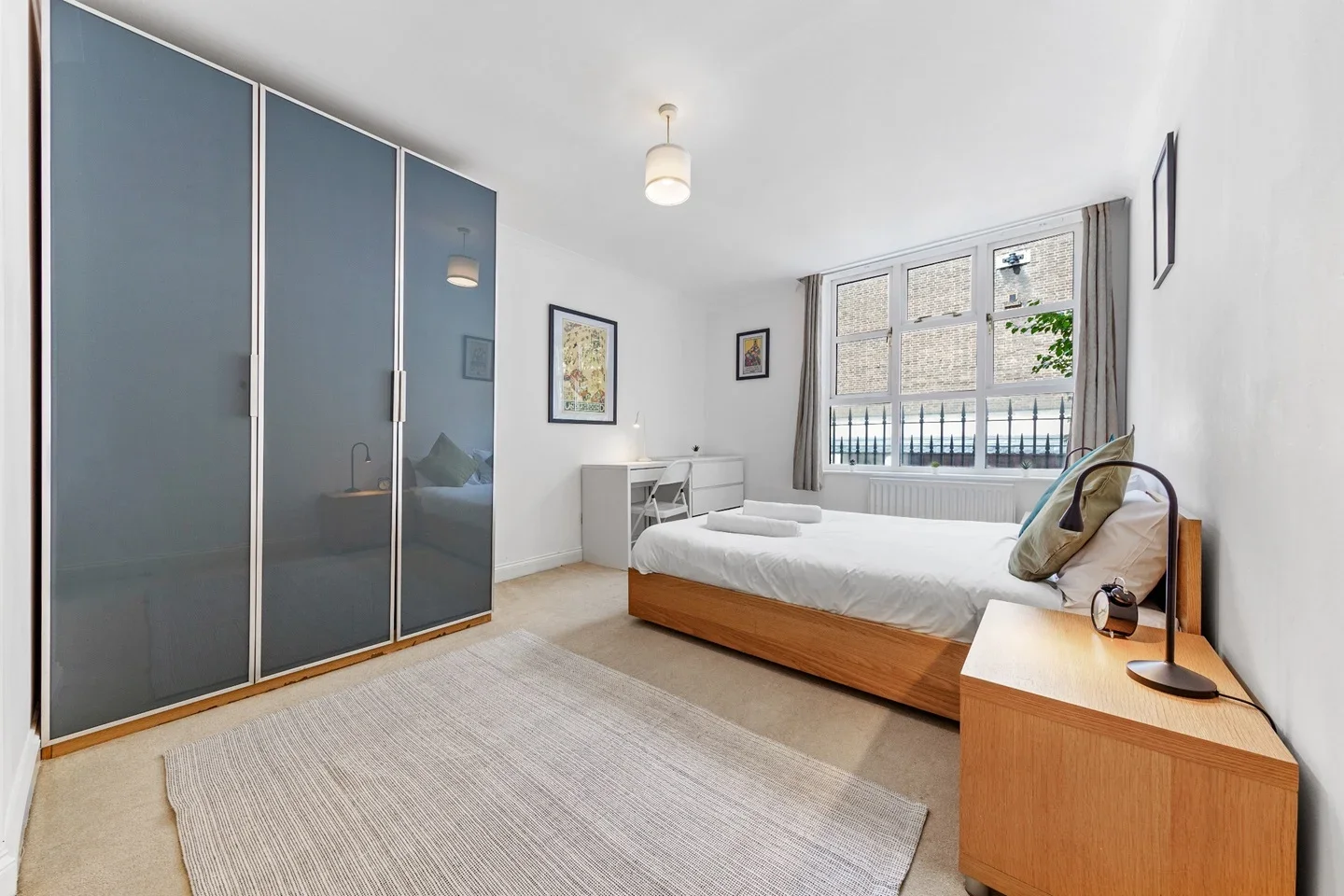 Flat Elverton Street in City of Westminster