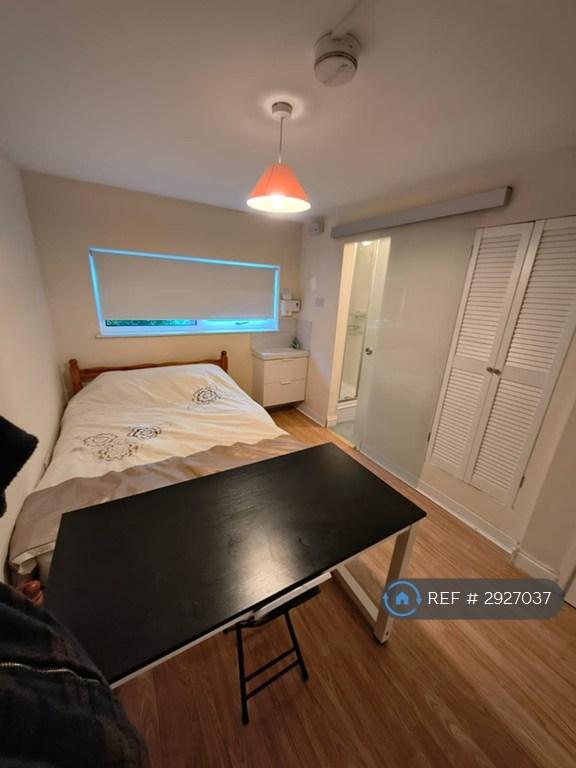 Room Nuns Way in Cambridge
