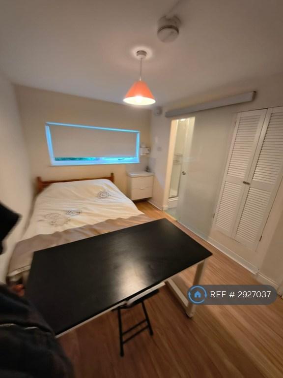Room Nuns Way in Cambridge