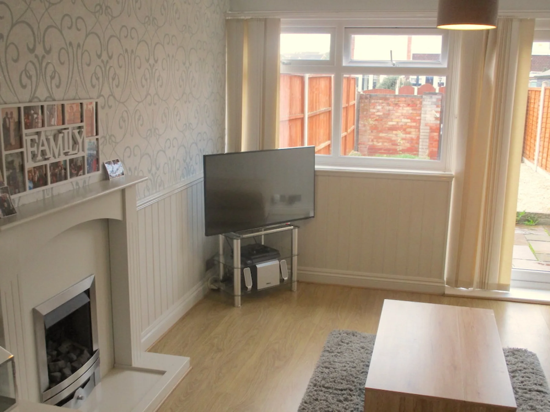 House Grosvenor Way in Brierley Hill