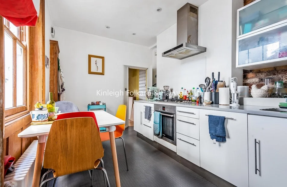 Flat Amelia Street in Greater London