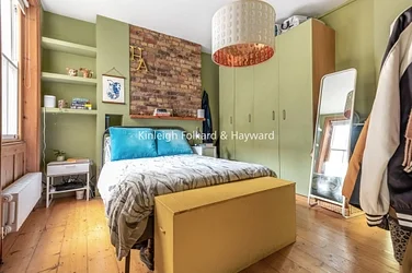 Flat Amelia Street in Greater London
