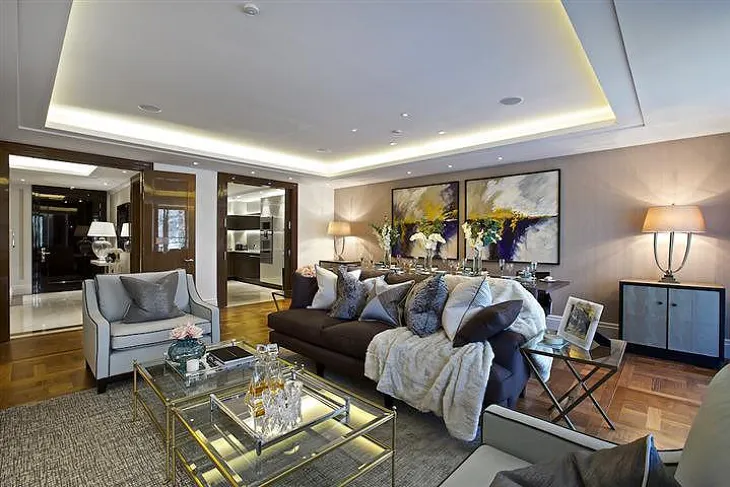 Flat Ebury Street in City of Westminster