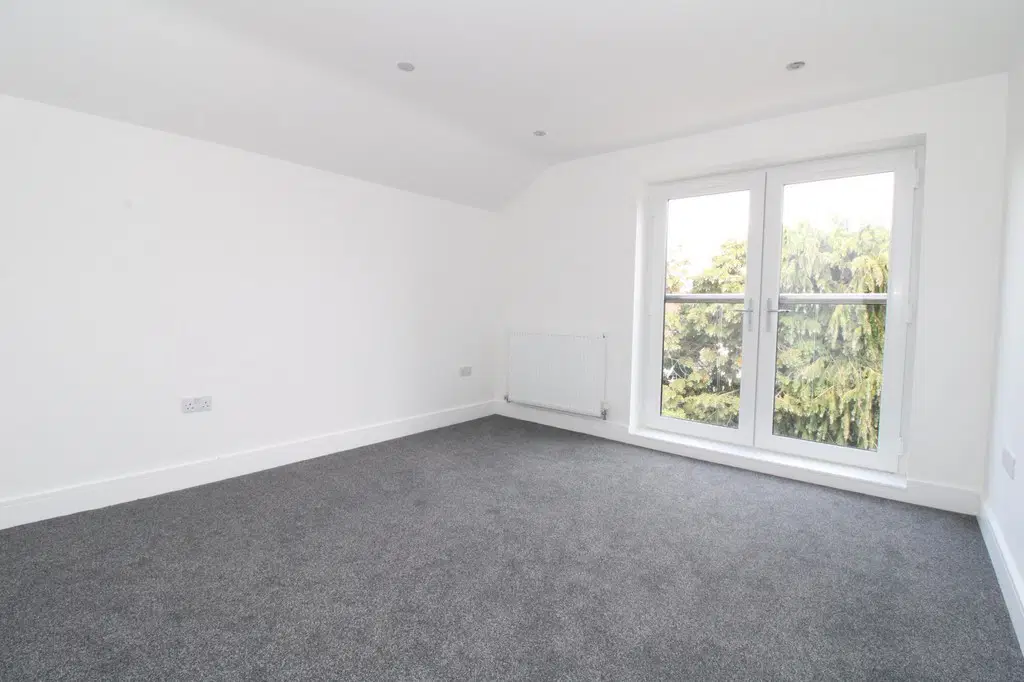 Flat Hillmorton Road in Rugby