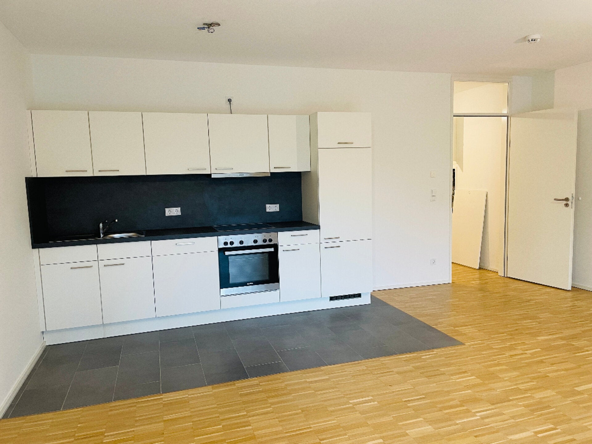 Zimmer Alfons-Goppel-Straße in Nürnberg