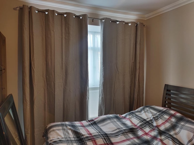 Room Braid Avenue in Greater London