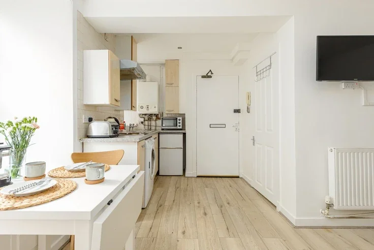 Flat East Fountainbridge in City of Edinburgh