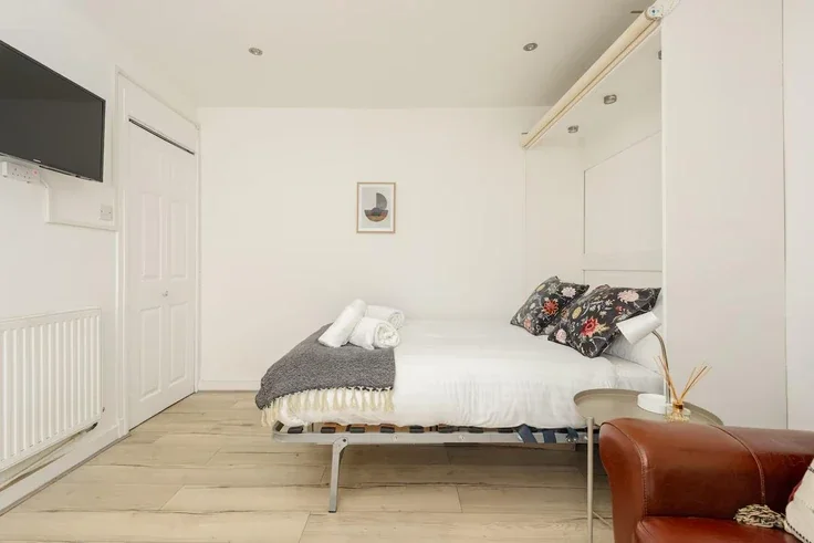 Flat East Fountainbridge in City of Edinburgh