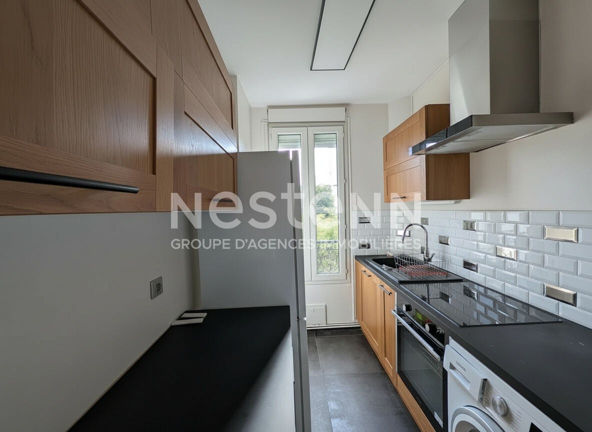 Flat Rue de Bezons in Courbevoie