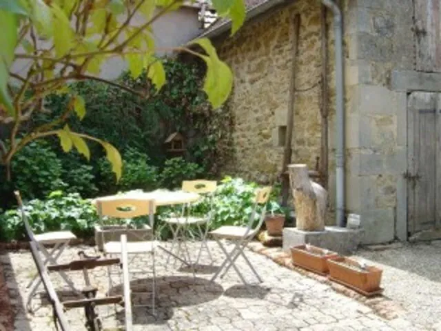 House Rue de la Chapelle in Couches
