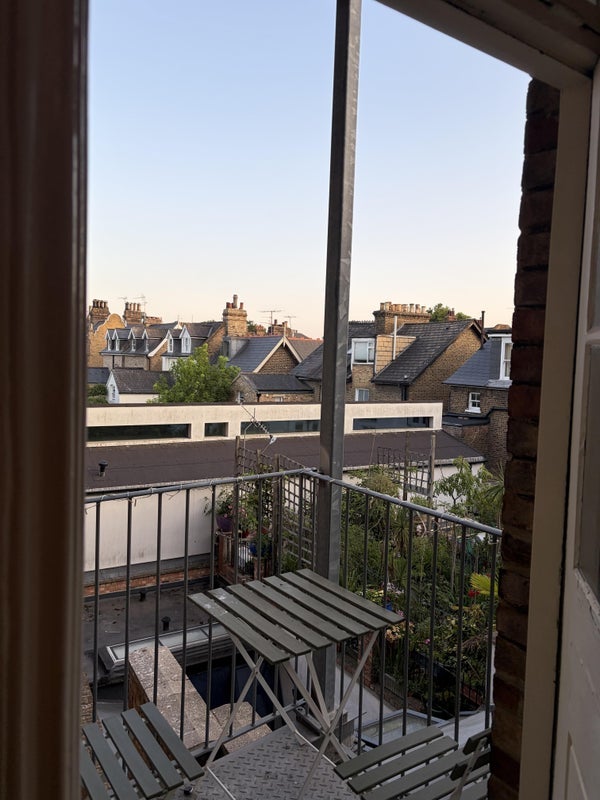 Room Saint John's Hill in Greater London