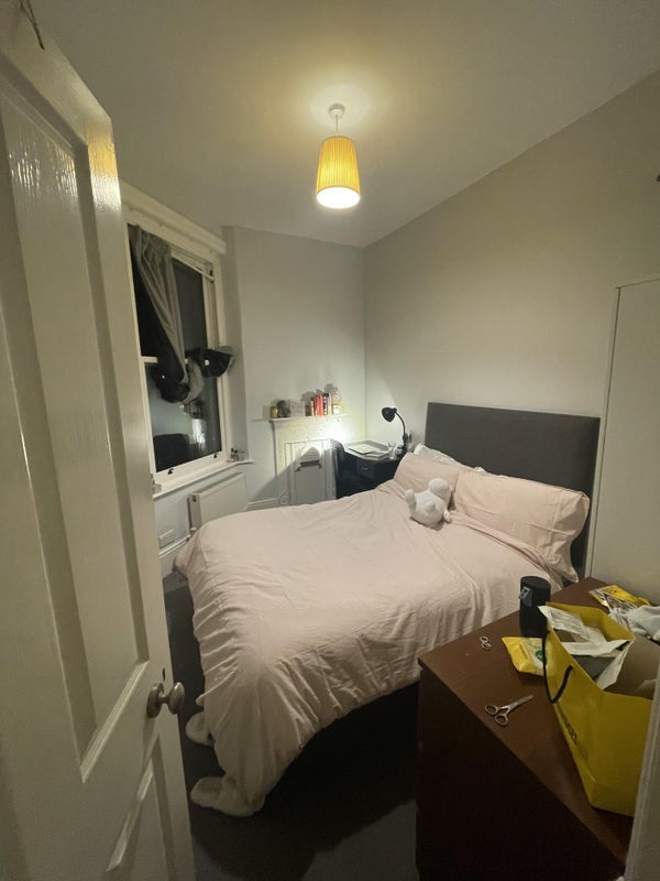 Room Saint John's Hill in Greater London