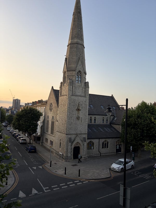 Room Saint John's Hill in Greater London