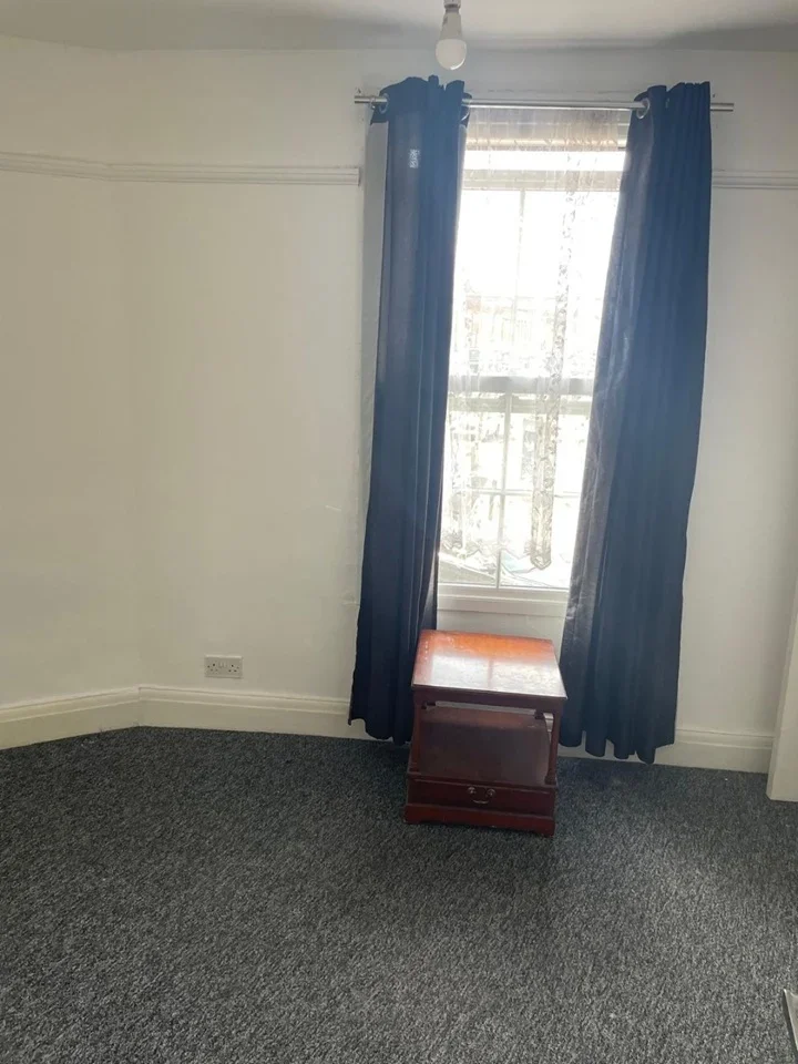 Room Hertford Road in Greater London