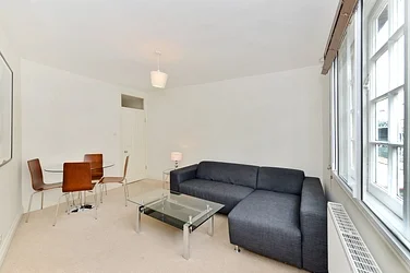 Flat Ranelagh Gardens in Greater London
