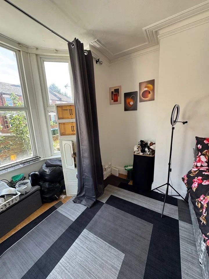 Room Herbert Road in Greater London