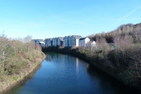 Flat Pentre-Chwyth Road in Swansea