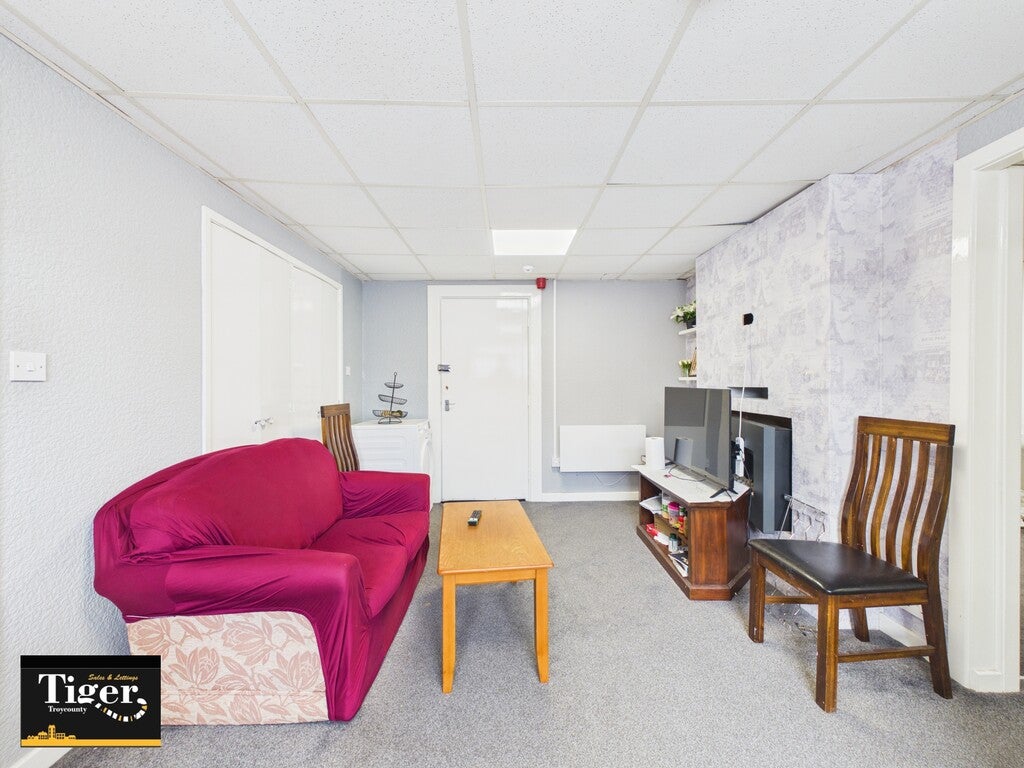Flat Edelston Road in Blackpool