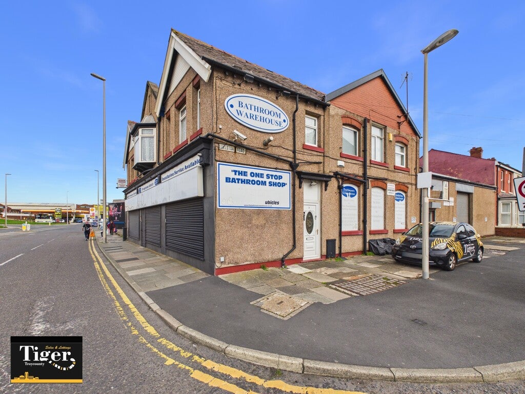 Flat Edelston Road in Blackpool