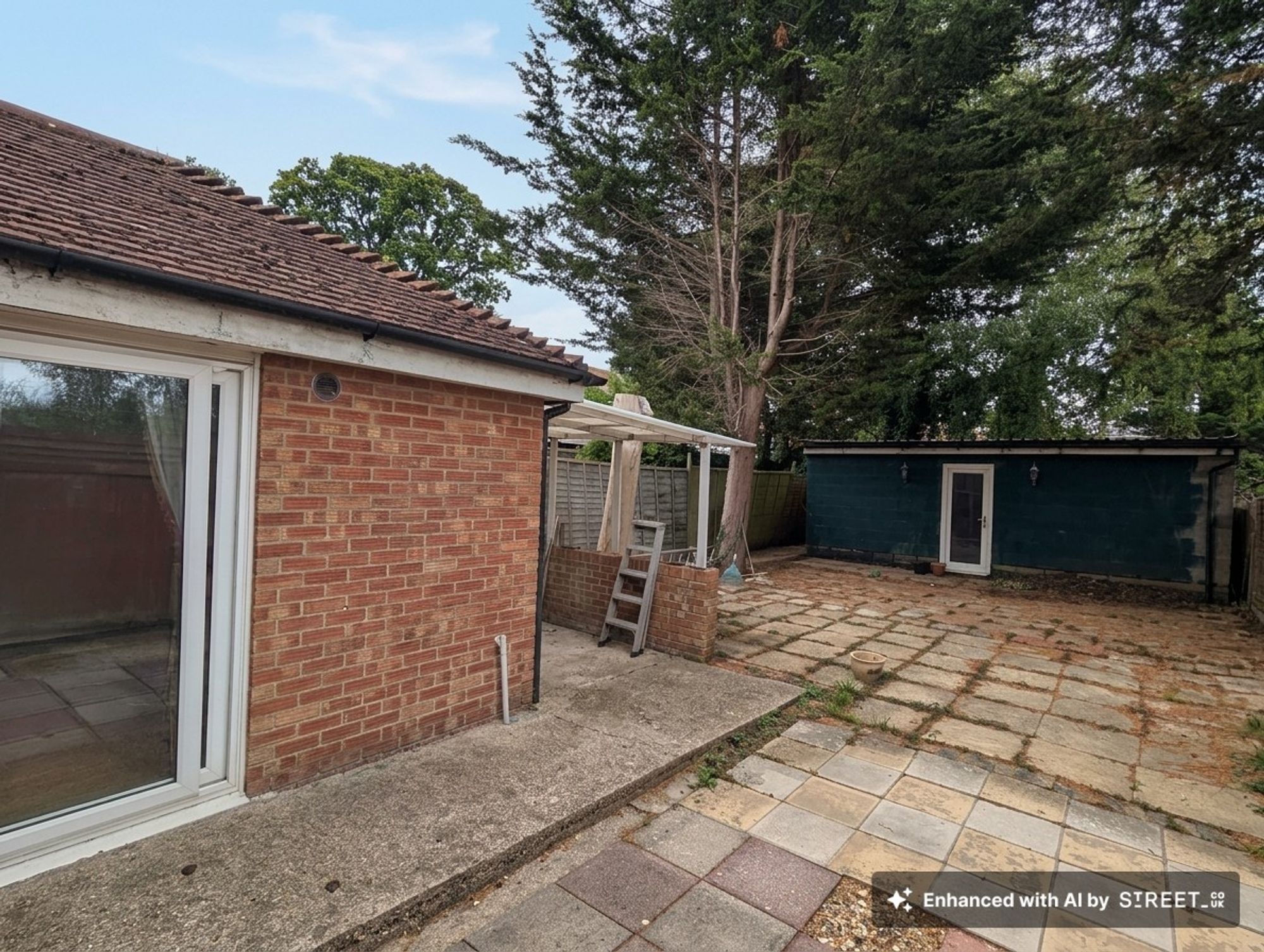 House Aldermoor Avenue in Southampton