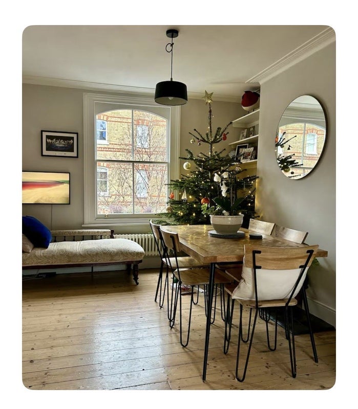 Room Ravensdon Street in Greater London