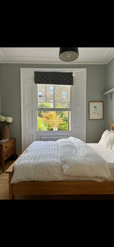 Room Ravensdon Street in Greater London