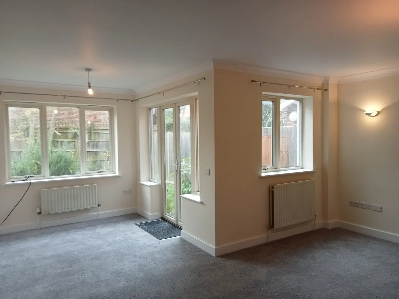 Flat Hadow Road in Oxford