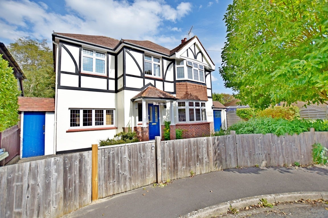 House Marshall Avenue in Arun