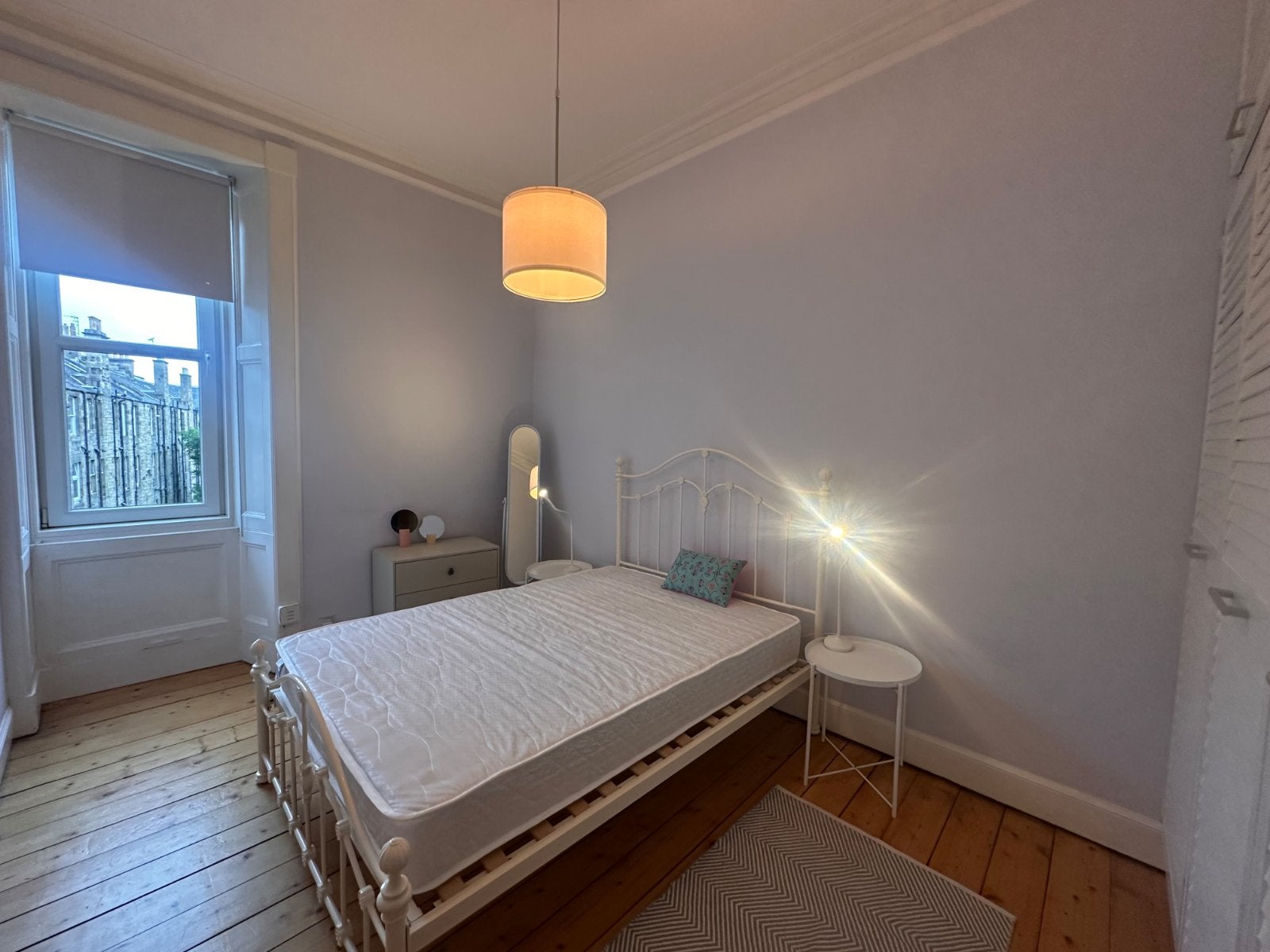 Flat Comely Bank Place in City of Edinburgh