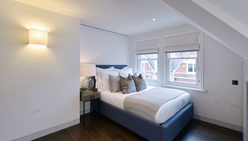 Flat Duke Street in City of Westminster