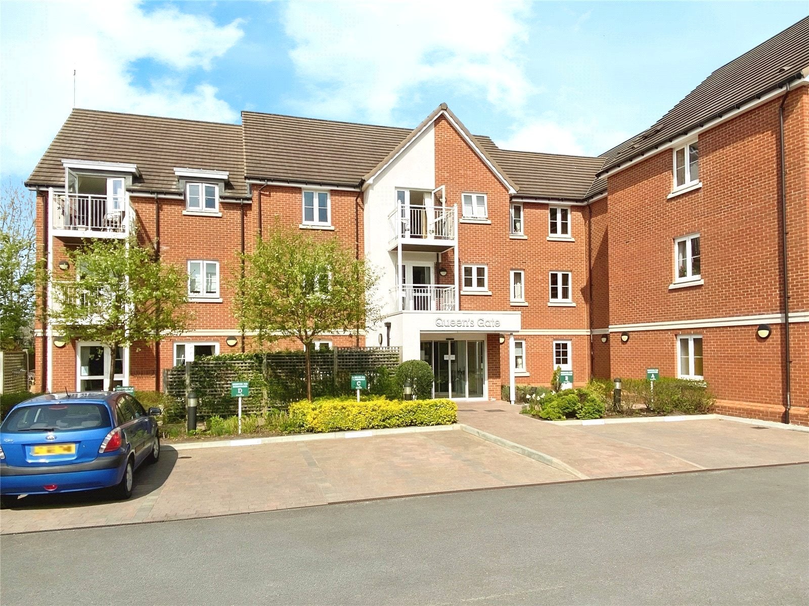Flat Wellington Road in Wokingham