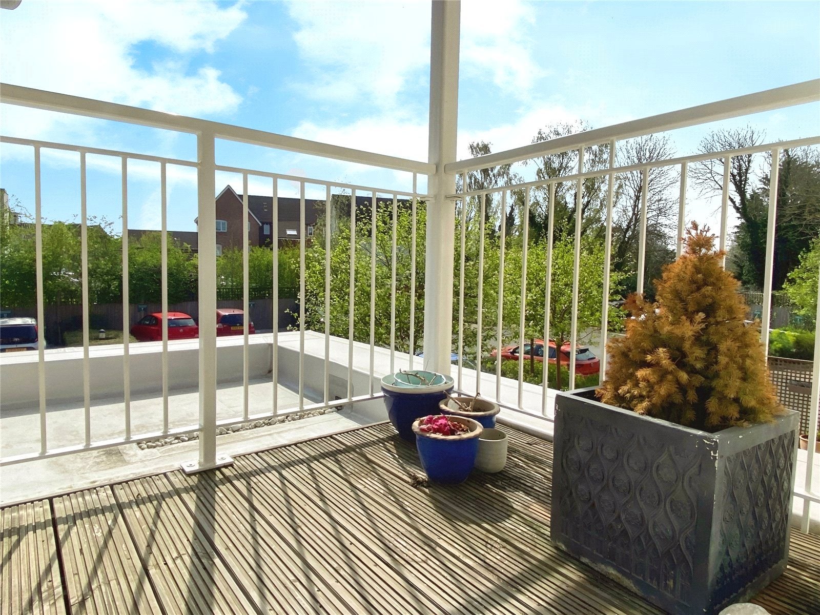 Flat Wellington Road in Wokingham