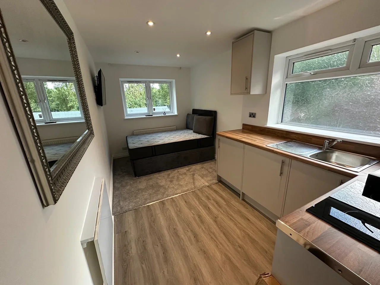 Flat Sheringham Avenue in Greater London