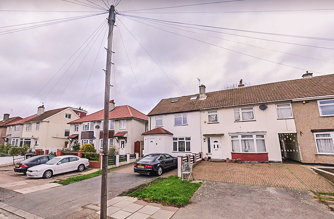Room Layfield Road in Greater London