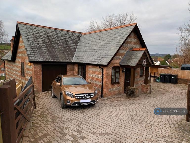 House Chapel Lane in Winterborne Stickland